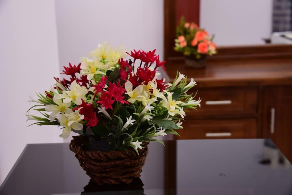 Saru Holiday Apartment - Upto 6 Guests Κάντι Εξωτερικό φωτογραφία