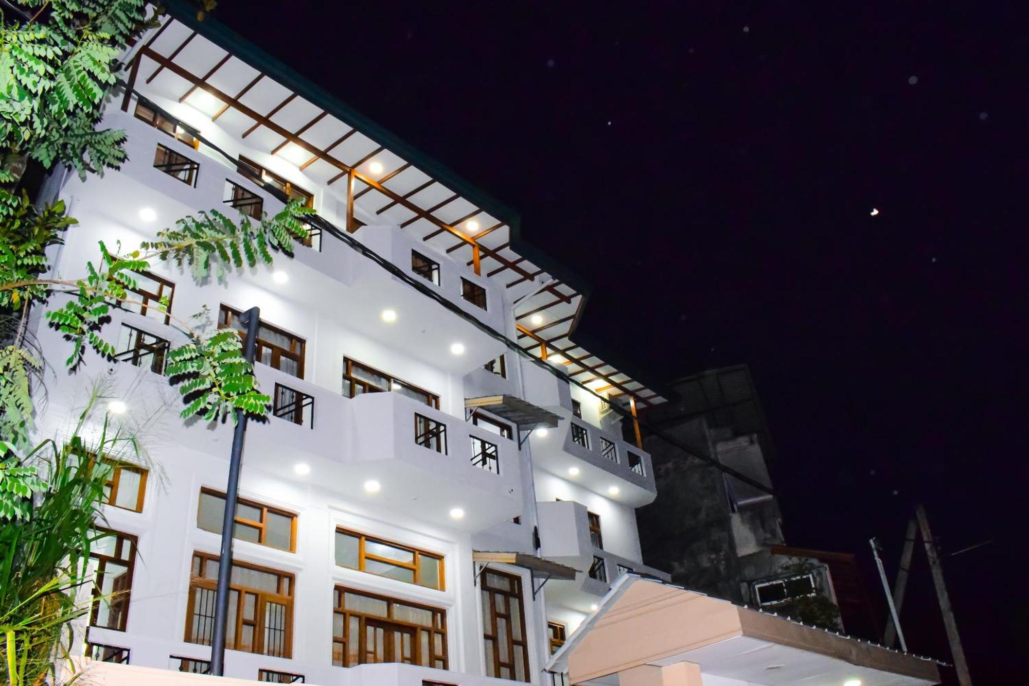 Saru Holiday Apartment - Upto 6 Guests Κάντι Εξωτερικό φωτογραφία