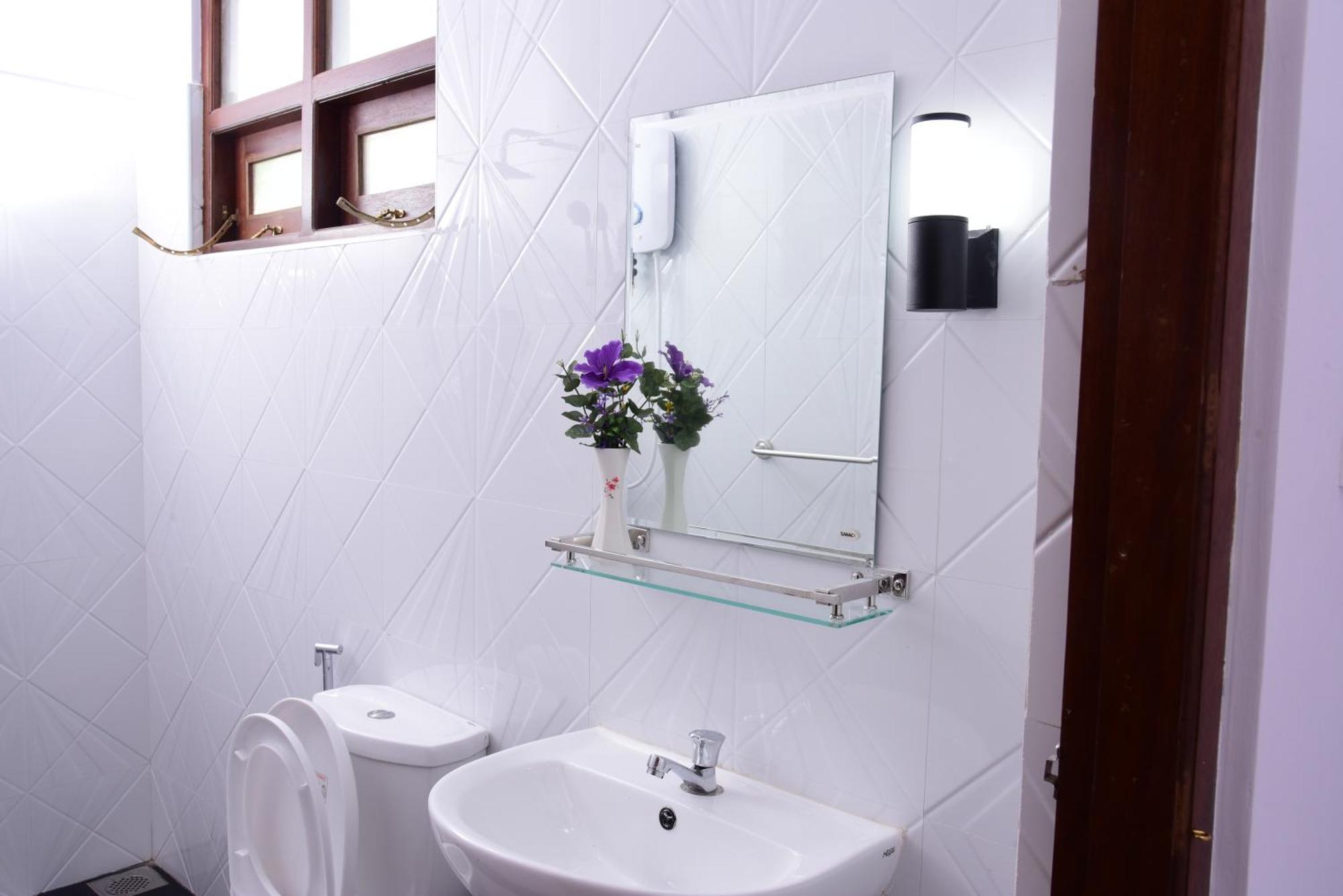 Saru Holiday Apartment - Upto 6 Guests Κάντι Εξωτερικό φωτογραφία