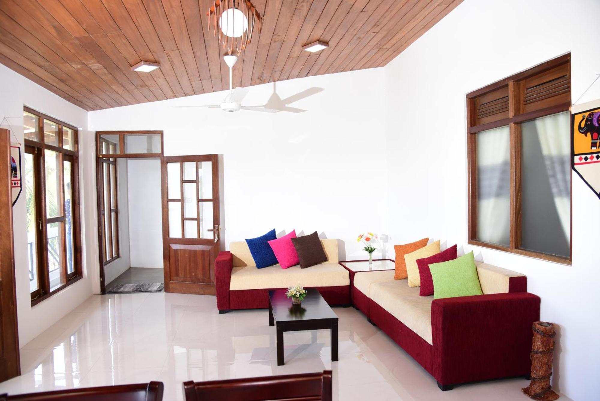 Saru Holiday Apartment - Upto 6 Guests Κάντι Εξωτερικό φωτογραφία